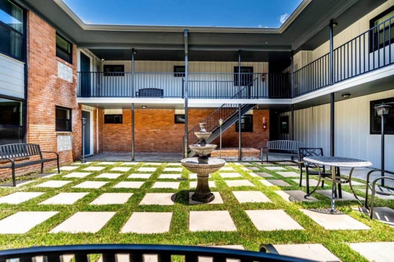 Roomy Urban Apartment Montrose! Free Parking #3 Houston Zewnętrze zdjęcie